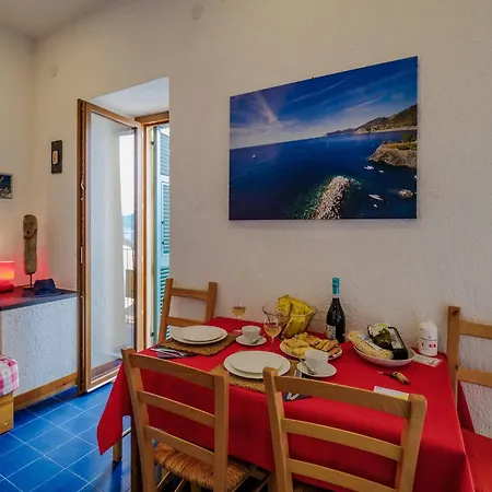 Il Baluardo Sea View On The Cliff مانارولا